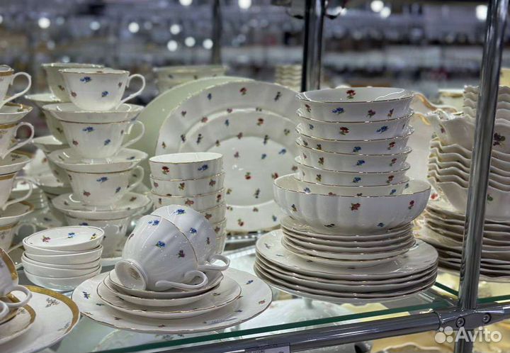 Набор столовой посуды