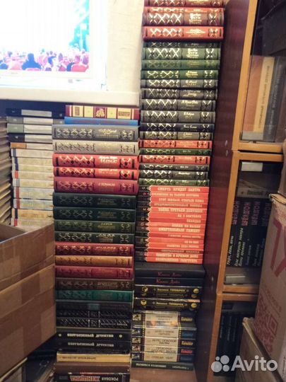 Книги разных жанров