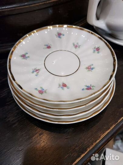 Блюдца Дулево