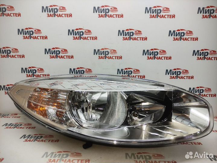Фара правая Renault Fluence