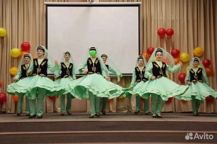 Костюм для народного танца