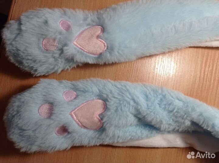 Шапка с двигающимися ушами