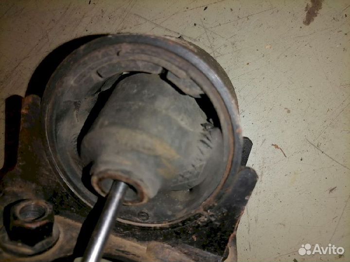 Опора двигателя (подушка двс) задняя 12371-21120 T