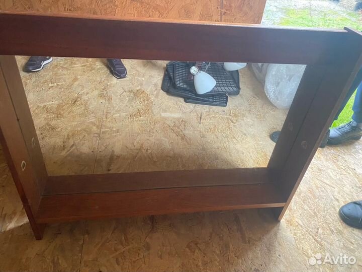 Зеркало настенное