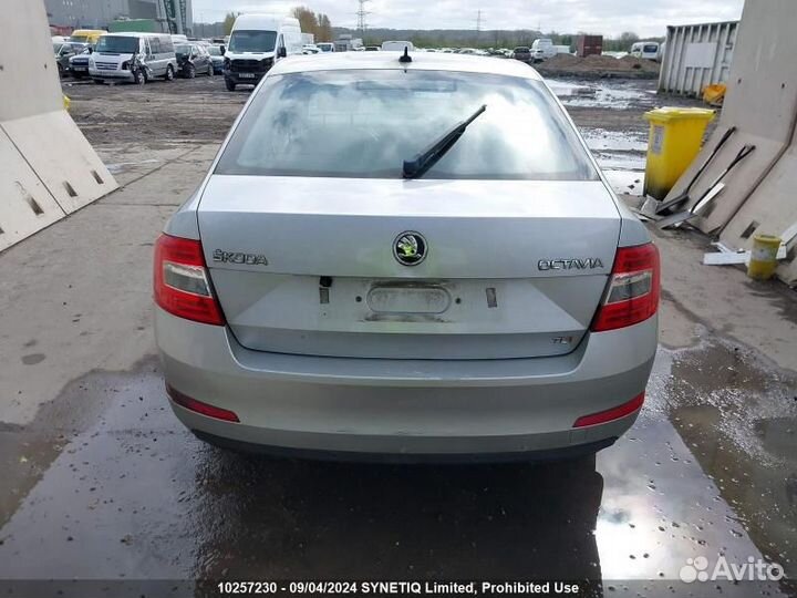 Шторка безопасности skoda octavia A7 2013