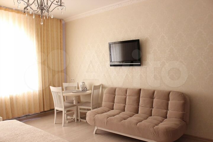 Апартаменты-студия, 38 м², 2/5 эт.