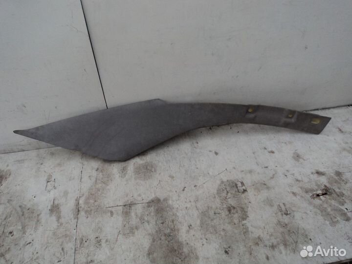 Обшивка стойки левая задняя Audi A8 D2