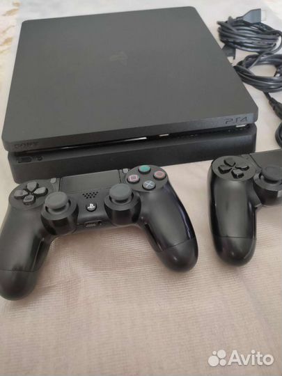 PS4 slim прошита, все игры бесплатно
