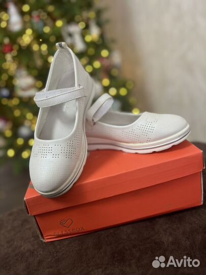 Белые туфли для девочки 35 р-р