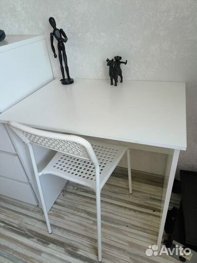 Письменный стол
