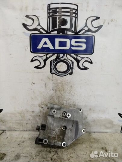 Кронштейн компрессора кондиционера Ssangyong Kyron