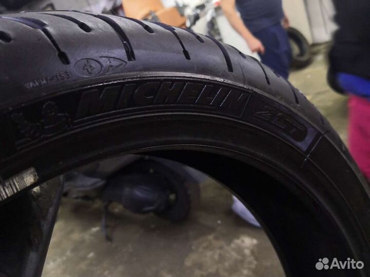 Michelin Pilot Road-4 120/70/17 A92