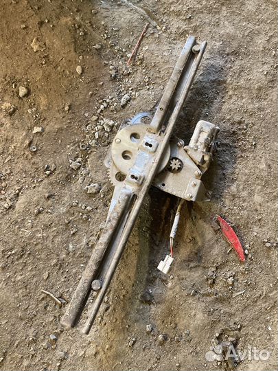 Стеклоподъемник ваз 2114