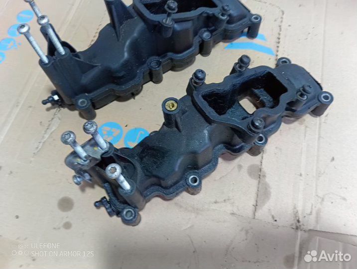 Впускной коллектор Audi Q7 4L 3.0 BUG 2007