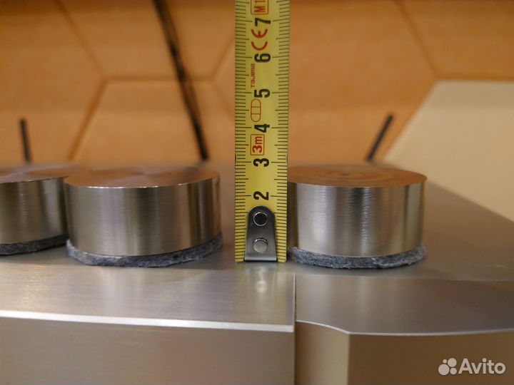 Ножки под акустику и аппаратуру