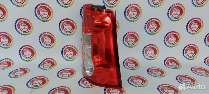 Фонарь задний правый LADA largus (корпус)