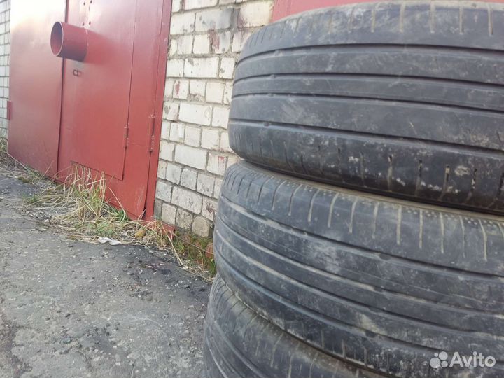 Yokohama BluEarth-A AE-50 215/65 R16