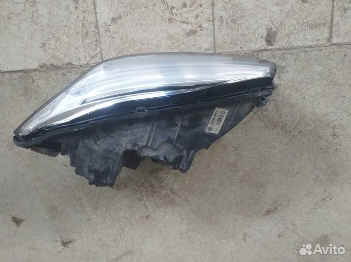 Фара левая Volvo XC90 2016 год LED