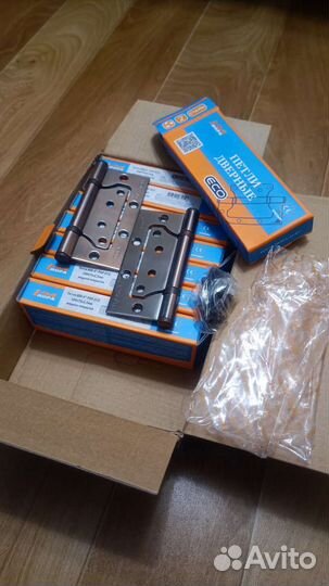 Петли (дверные)