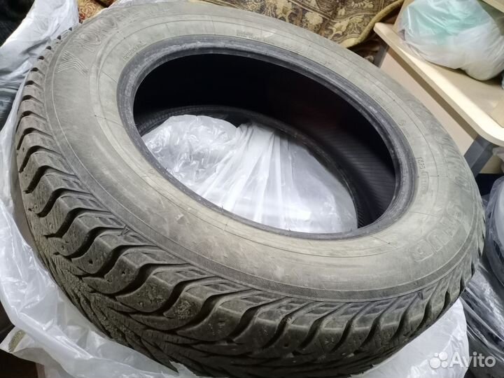 Yokohama IceGuard Stud IG65 225/65 R17