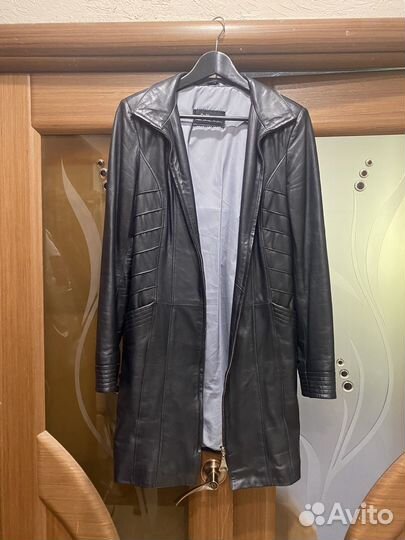 Кожаное пальто р. 44-46