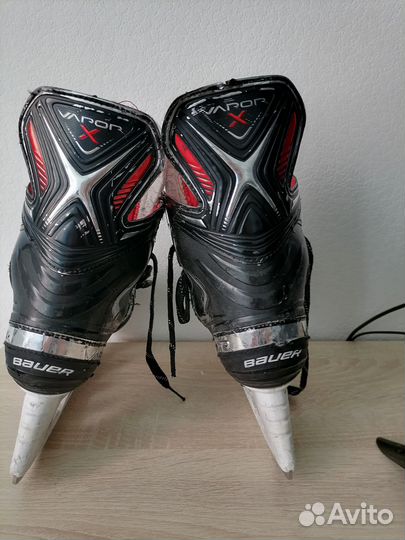 Коньки хоккейные