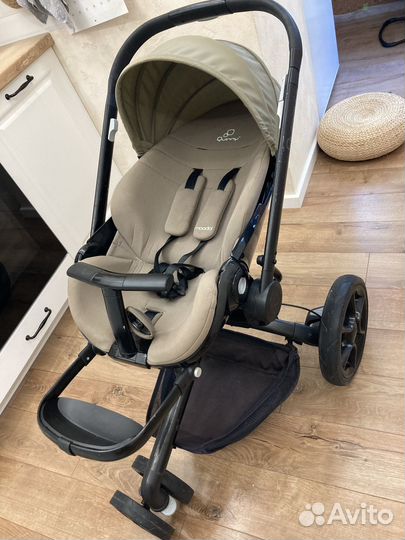 Коляска Quinny Moodd+кресло 0+ Maxi-Cozy Pebble