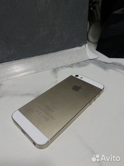 iPhone 5S, 16 ГБ