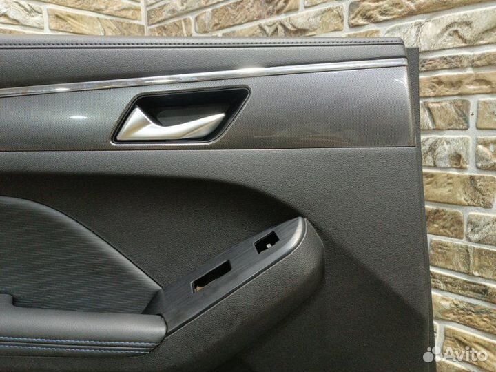 Обшивка боковой двери задняя левая Haval Jolion
