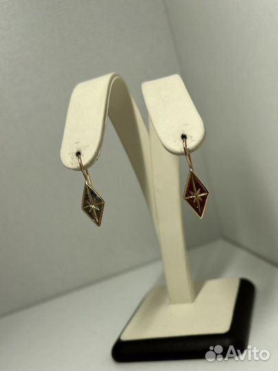 Золотые серьги