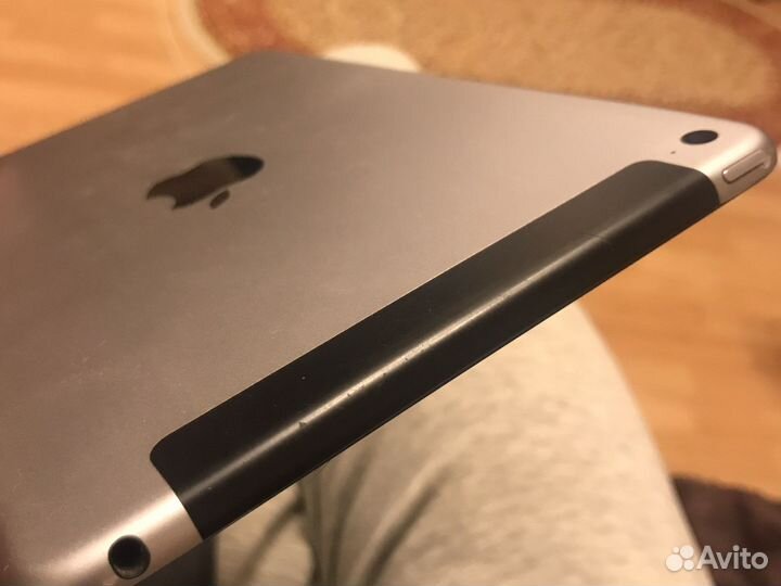 Планшет iPad mini 4 wifi+4G