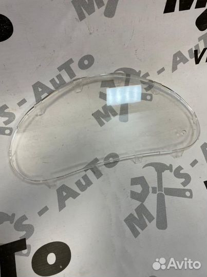 Стекло комбинации priora