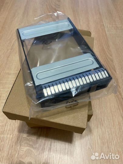 Салазки HP для серверов ML310e Gen8