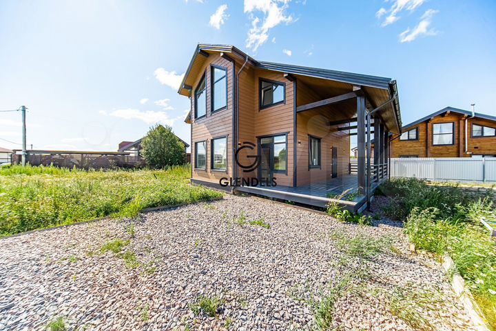 Дом 200 м² на участке 7 сот.