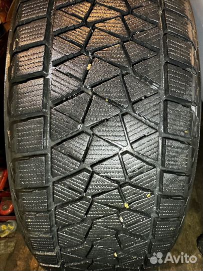 Bridgestone Blizzak DM-V2 225/55 R18