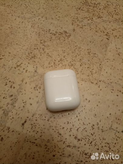 Apple Airpods mmef2ZM/A (оригинал)