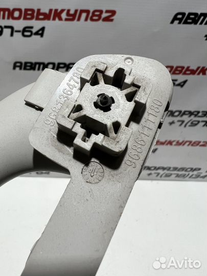 Комплект потолочных ручек / Ручка потолка передняя