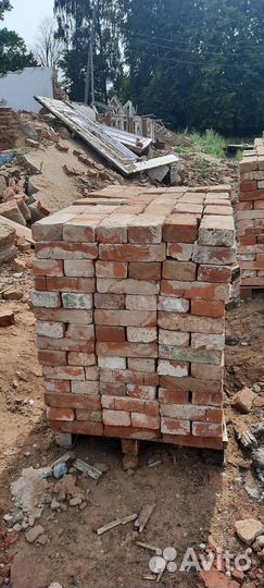 Кирпич бу