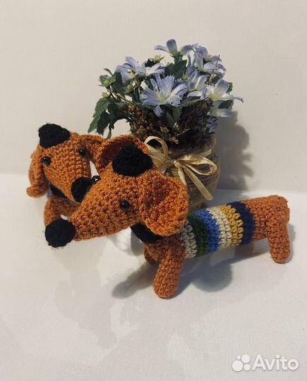 Вязаные ленивцы, таксы, черепашки, улитка