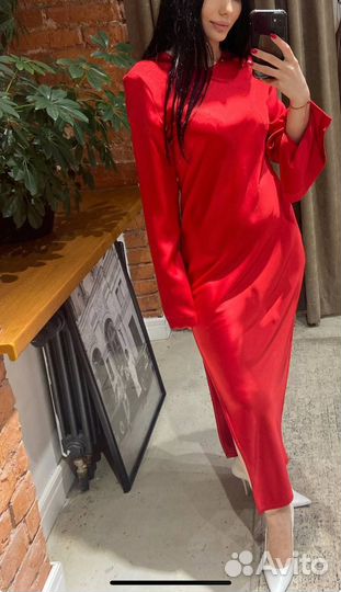 Платье шелк