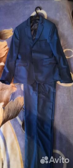 Костюм