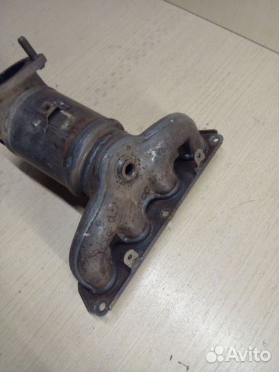 Выпускной коллектор Kia Rio 4 1.6