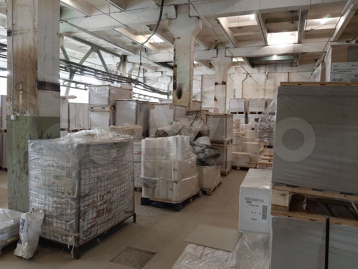 Производственно-складское помещение, 1050 м²