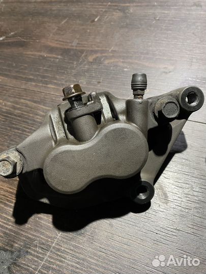 Передние тормозные суппорта yamaha xj6s diversion