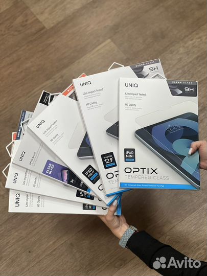 Защитное стекло Blueo / Uniq для iPad Pro 11/12.9