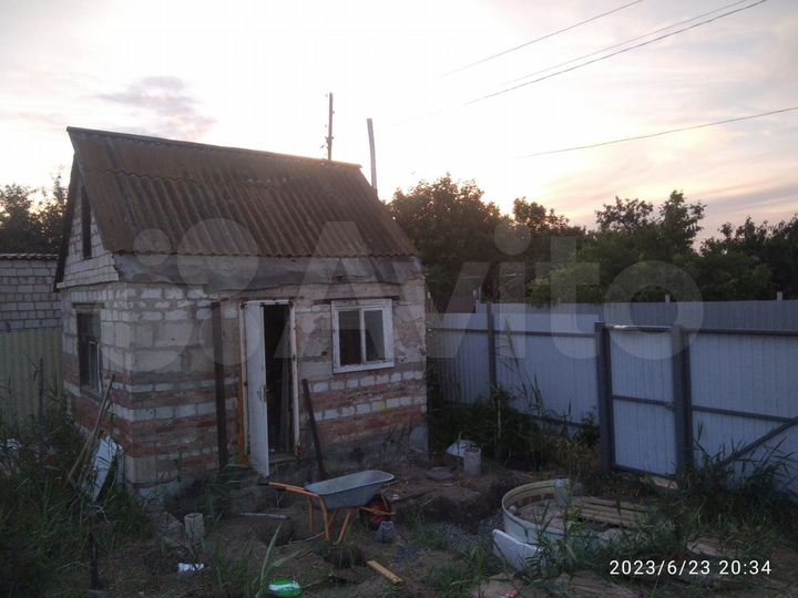 Дача 15 м² на участке 5 сот.