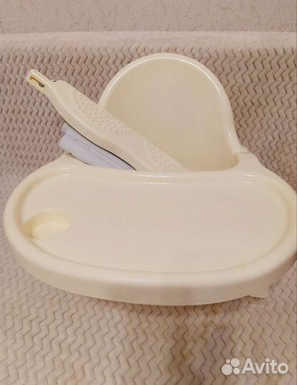 Кормильный столик