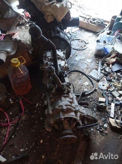 Двигатель дизельный 2-L на Тойота Хайлюкс