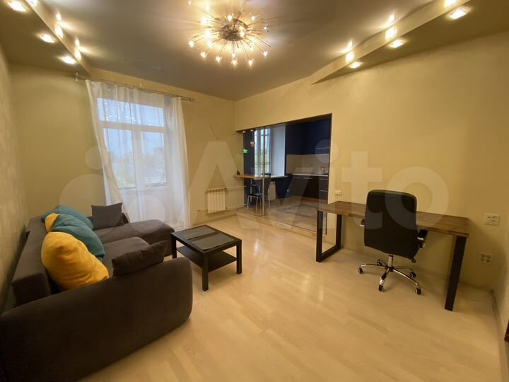 2-к. квартира, 52 м², 5/5 эт.