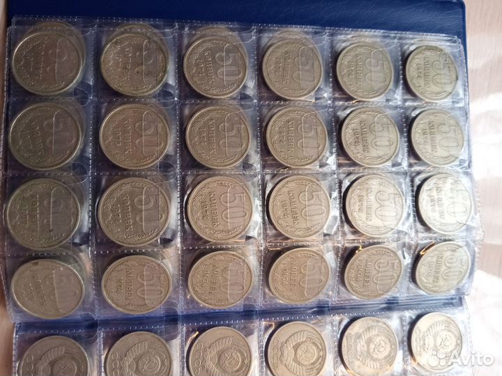 Продам Альбом с монетами коллекция